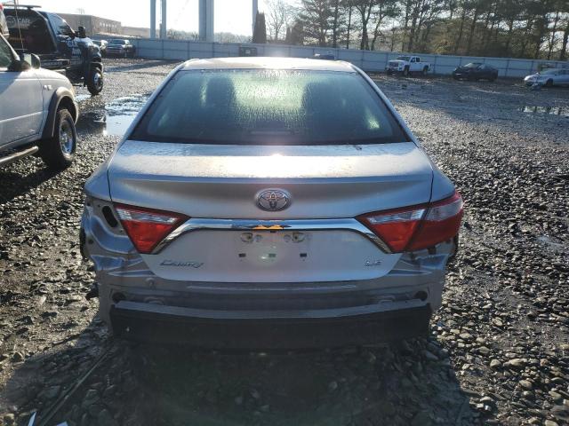 4T1BF1FK0HU801520 - 2017 TOYOTA CAMRY LE SILVER photo 6