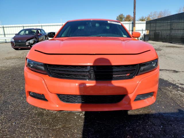 2C3CDXBG2KH598230 - 2019 DODGE CHARGER SXT ORANGE photo 5