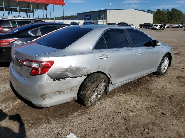 4T1BF1FK4CU567293 - 2012 TOYOTA CAMRY BASE SILVER photo 3