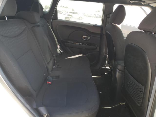 KNDJX3A51F7797886 - 2015 KIA SOUL ! WHITE photo 11