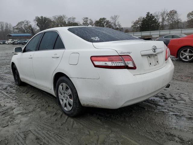 4T1BF3EKXBU745297 - 2011 TOYOTA CAMRY BASE WHITE photo 2