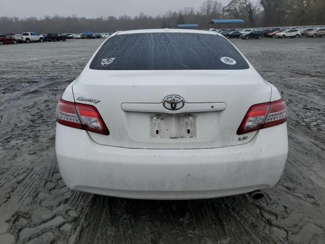 4T1BF3EKXBU745297 - 2011 TOYOTA CAMRY BASE WHITE photo 6