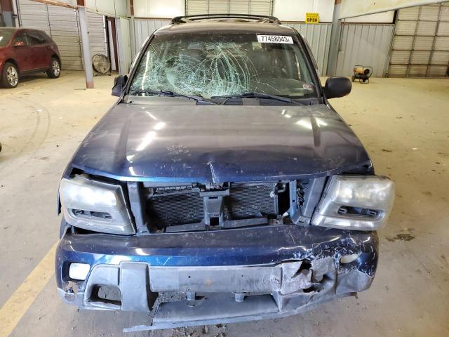 1GNDT13S522136070 - 2002 CHEVROLET TRAILBLAZE BLUE photo 5