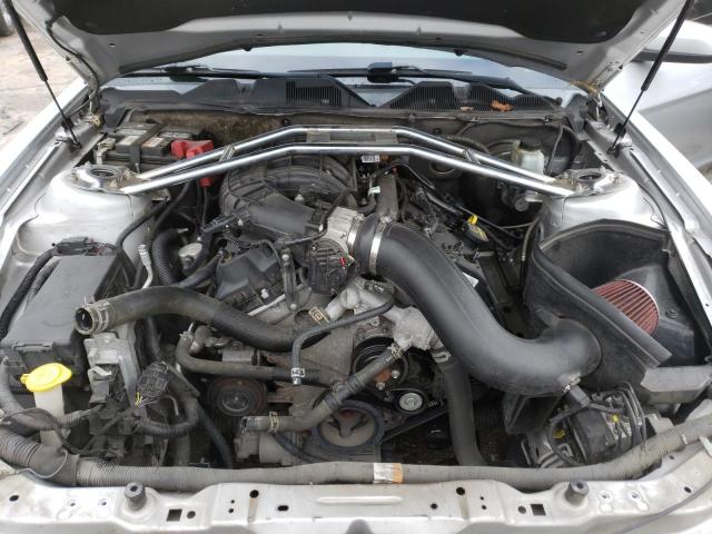1ZVBP8AM4C5261754 - 2012 FORD MUSTANG SILVER photo 11