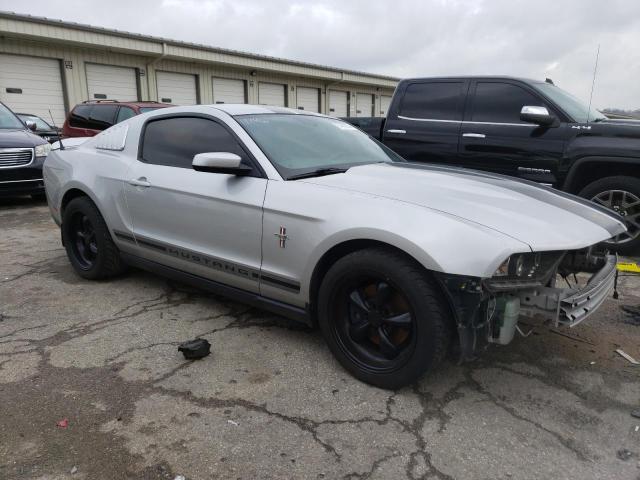 1ZVBP8AM4C5261754 - 2012 FORD MUSTANG SILVER photo 4