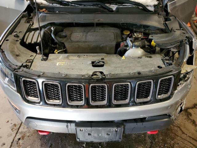 3C4NJDDBXKT733040 - 2019 JEEP COMPASS TRAILHAWK SILVER photo 12