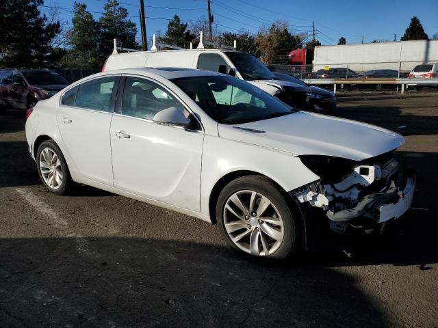 2G4GS5GX4G9202263 - 2016 BUICK REGAL PREMIUM WHITE photo 4