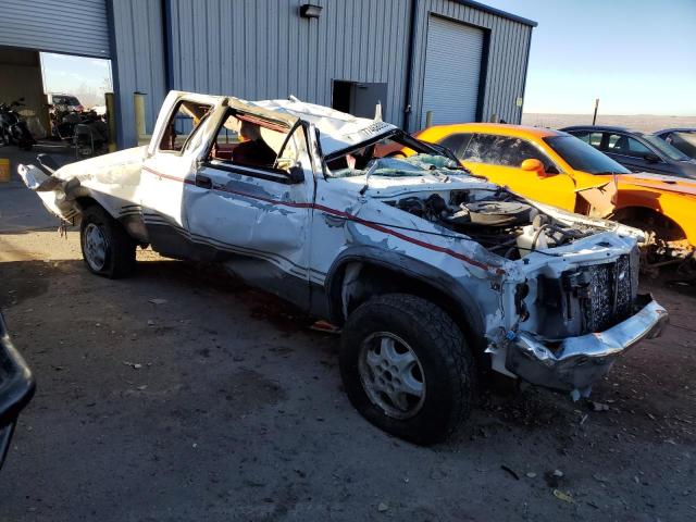 1B7GG23Y7RS581764 - 1994 DODGE DAKOTA WHITE photo 4