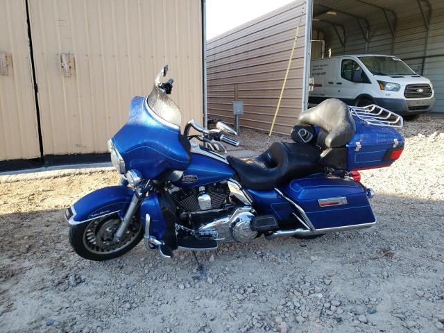 1HD1FC4139Y629577 - 2009 HARLEY-DAVIDSON FLHTCU BLUE photo 3