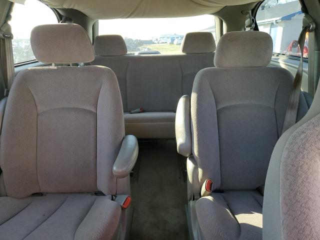 2C4GP24R73R346085 - 2003 CHRYSLER TOWN & COU 银色 照片 10