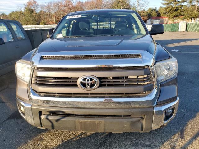 5TFUY5F10FX417173 - 2015 TOYOTA TUNDRA DOUBLE CAB SR/SR5 GRAY photo 5