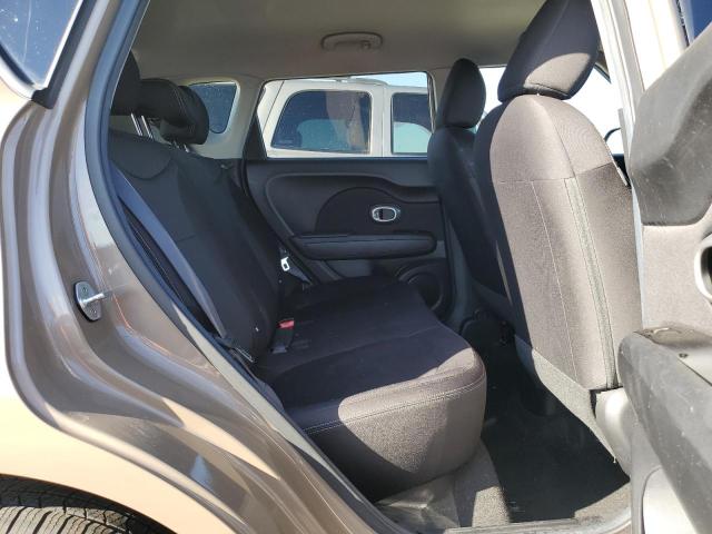 KNDJN2A20F7234124 - 2015 KIA SOUL TAN photo 10