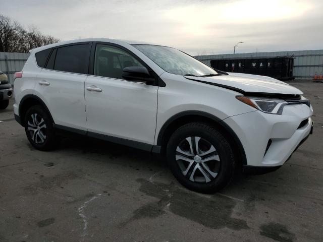 JTMBFREV0JJ726985 - 2018 TOYOTA RAV4 LE WHITE photo 4