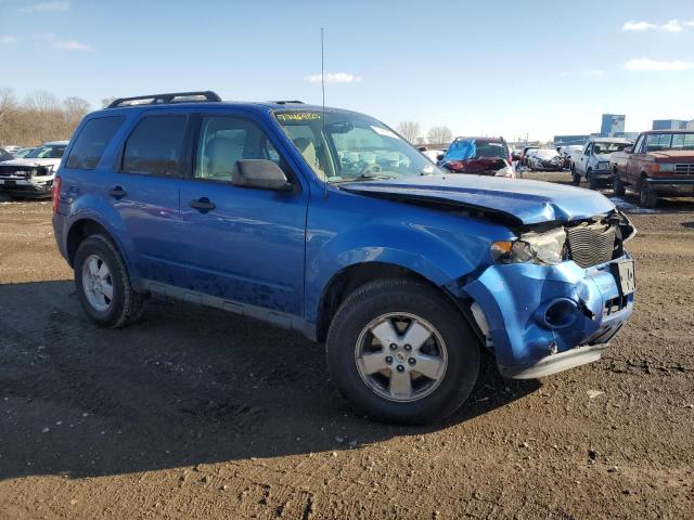 1FMCU9D71CKC82473 - 2012 FORD ESCAPE XLT BLUE photo 4