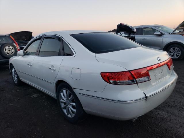 KMHFC46F96A100875 - 2006 HYUNDAI AZERA SE WHITE photo 2