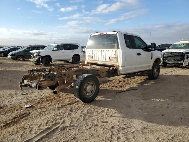 1FT7X2B68MED50833 - 2021 FORD F250 SUPER DUTY WHITE photo 3