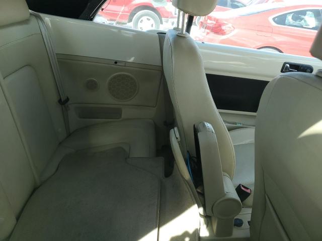 3VWRW3AL7AM010651 - 2010 VOLKSWAGEN NEW BEETLE Weiß Foto 10