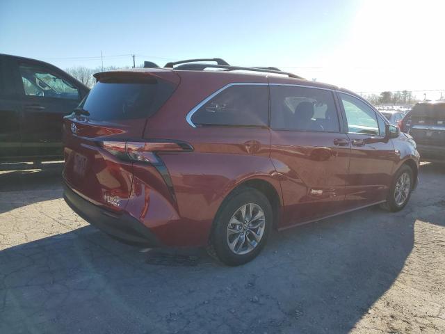 5TDKRKEC6NS122153 - 2022 TOYOTA SIENNA LE RED photo 3