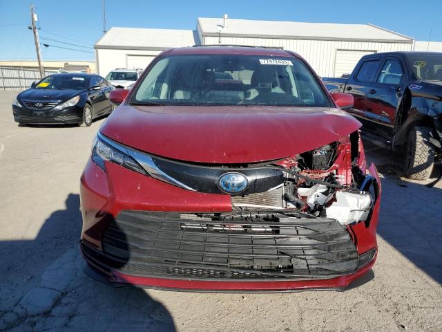 5TDKRKEC6NS122153 - 2022 TOYOTA SIENNA LE RED photo 5