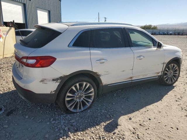 2LMTJ8LP3GBL74967 - 2016 LINCOLN MKX RESERVE WHITE photo 3