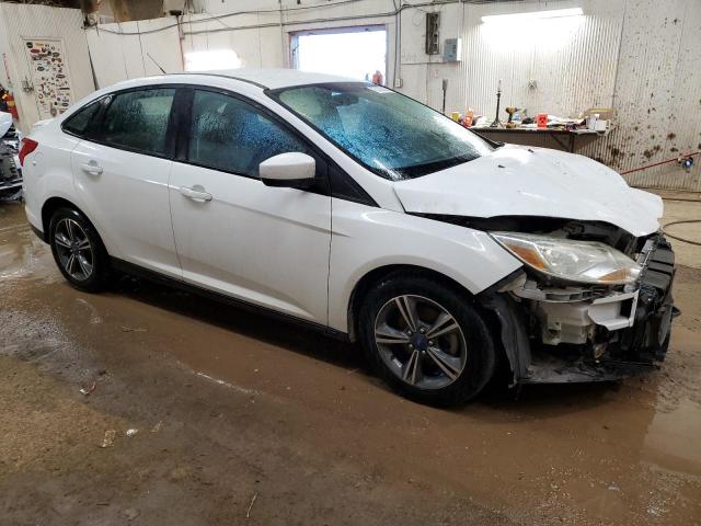 1FAHP3F28CL290280 - 2012 FORD FOCUS SE WHITE photo 4