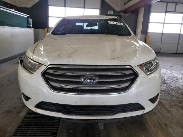 1FAHP2E82HG118276 - 2017 FORD TAURUS SEL WHITE photo 5