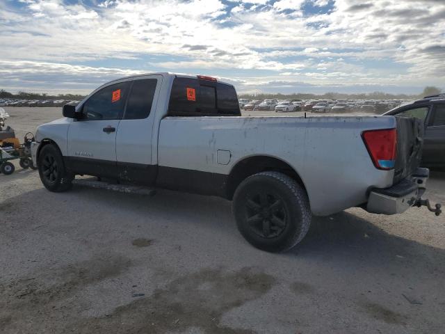 1N6BA06E18N314227 - 2008 NISSAN TITAN XE SILVER photo 2