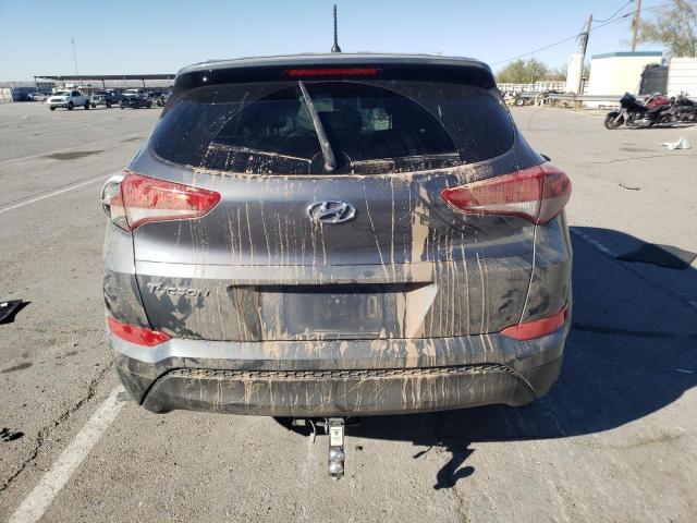 KM8J23A41JU624770 - 2018 HYUNDAI TUCSON SE GRAY photo 6