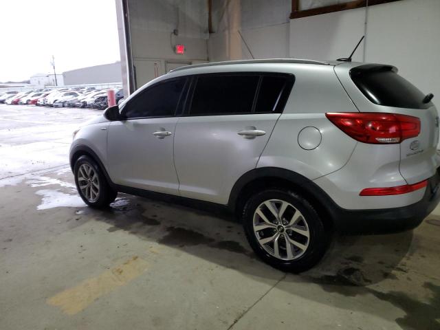 KNDPBCAC4G7841842 - 2016 KIA SPORTAGE LX SILVER photo 2