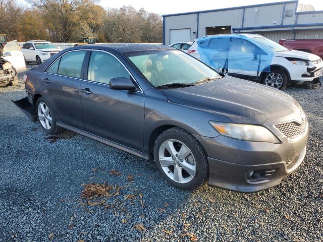 4T1BF3EK0BU648240 - 2011 TOYOTA CAMRY BASE GRAY photo 4