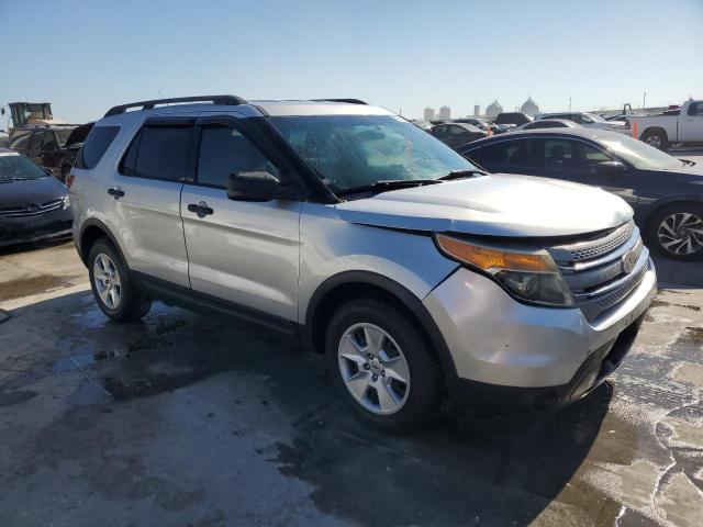 1FMHK7B8XBGA48586 - 2011 FORD EXPLORER SILVER photo 4