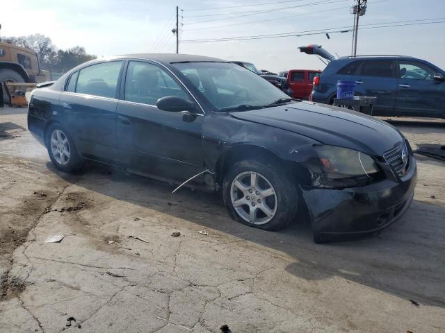 1N4AL11D35N454651 - 2005 NISSAN ALTIMA S BLACK photo 4