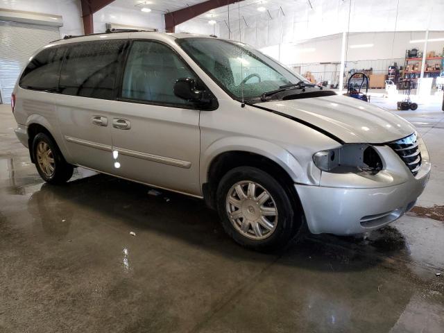2A4GP54L77R259798 - 2007 CHRYSLER TOWN & COU TOURING SILVER photo 4
