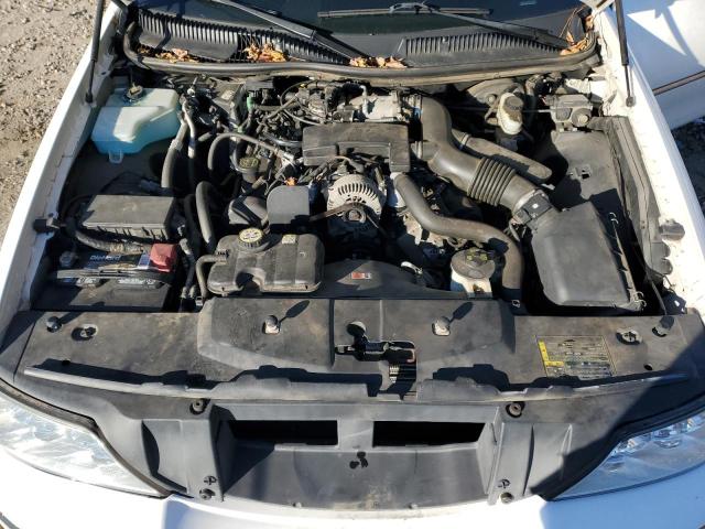 1LNHM81W94Y686728 - 2004 LINCOLN TOWN CAR EXECUTIVE WHITE photo 11