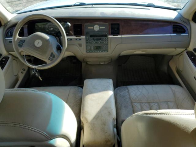1LNHM81W94Y686728 - 2004 LINCOLN TOWN CAR EXECUTIVE WHITE photo 8