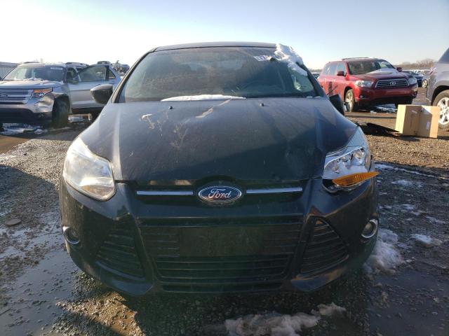 1FAHP3F2XCL479108 - 2012 FORD FOCUS SE BLACK photo 5