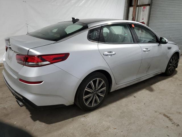 5XXGU4L14KG334368 - 2019 KIA OPTIMA EX SILVER photo 3