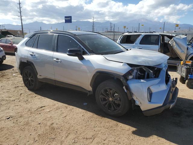 4T3E6RFV1RU151305 - 2024 TOYOTA RAV4 XSE SILVER photo 4