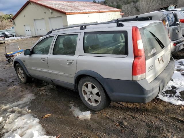 YV1SZ58D321074930 - 2002 VOLVO V70 XC GREEN photo 2