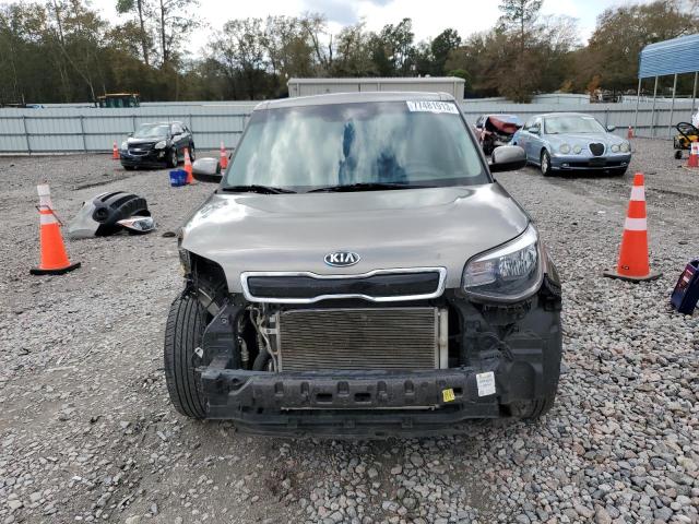 KNDJN2A23J7614485 - 2018 KIA SOUL GRAY photo 5