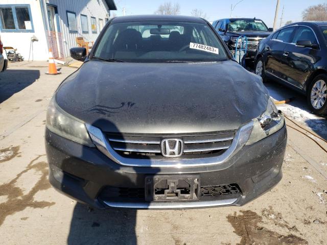 1HGCR2F35DA051852 - 2013 HONDA ACCORD LX GRAY photo 5