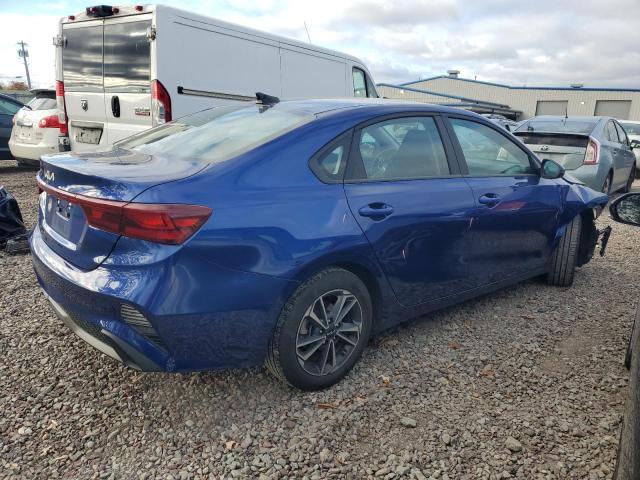 3KPF24AD5PE684932 - 2023 KIA FORTE LX BLUE photo 3