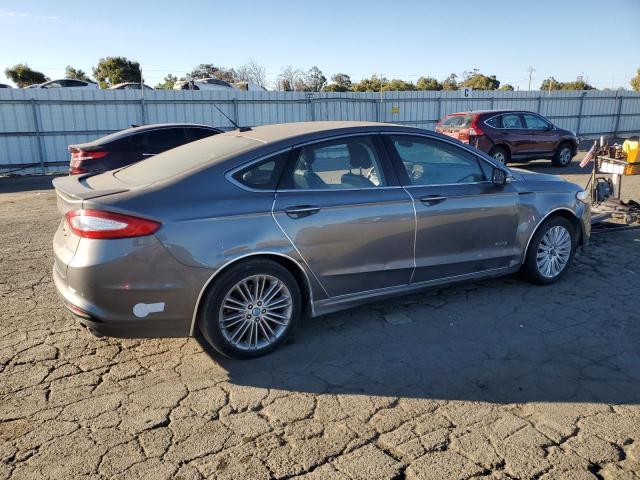 3FA6P0SU9ER357440 - 2014 FORD FUSION TITANIUM PHEV GRAY photo 3