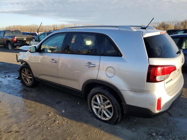 5XYKT4A6XFG636714 - 2015 KIA SORENTO LX SILVER photo 2