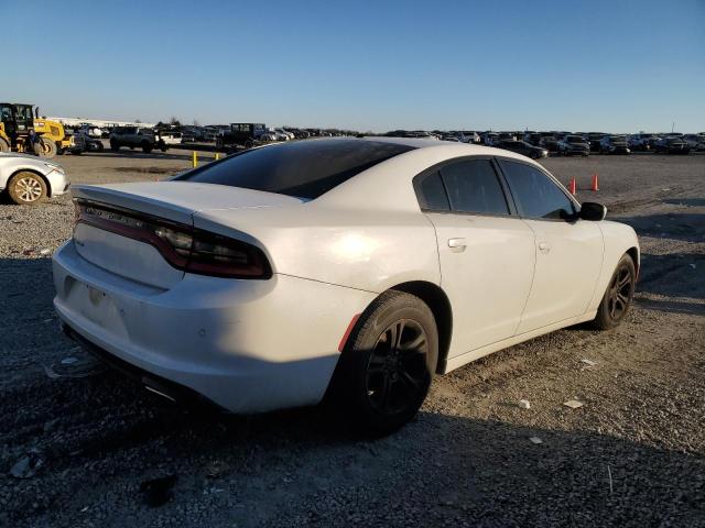 2C3CDXBG8FH925462 - 2015 DODGE CHARGER SE WHITE photo 3