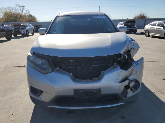 5N1AT2MT4FC885396 - 2015 NISSAN ROGUE S SILVER photo 5