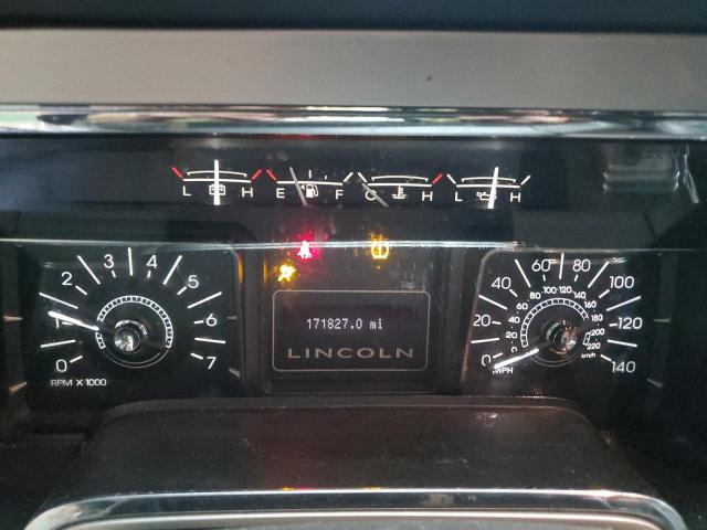 5LMFU28588LJ06158 - 2008 LINCOLN NAVIGATOR თეთრი ფოტო 9