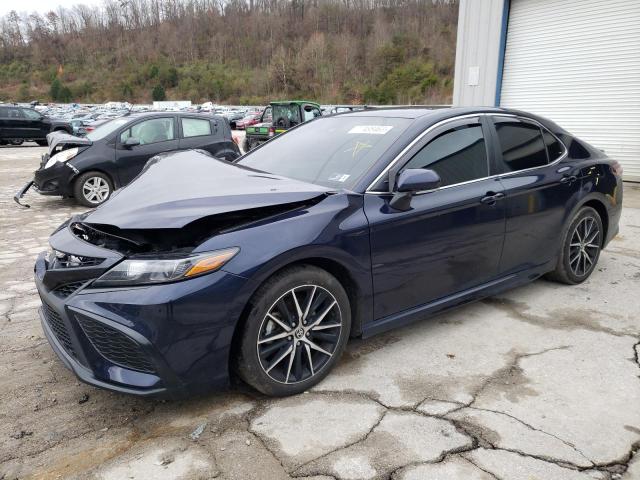 4T1G11BK5NU053076 - 2022 TOYOTA CAMRY SE BLUE photo 1