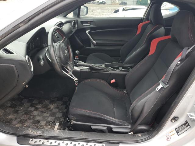 JF1ZNAA14D1704665 - 2013 TOYOTA SCION FR-S 银色 照片 7