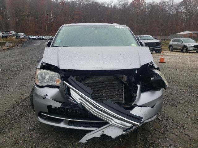 2C4RC1BG5ER126351 - 2014 CHRYSLER TOWN & COU TOURING SILVER photo 5